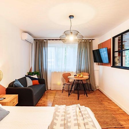 Apartamento Central Modern Flat Near Metro & Park Bucarest Exterior foto